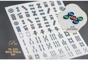 Dettaglio macro dell'adesivo per unghie mahjong 5D TS-275 con trama a rilievo