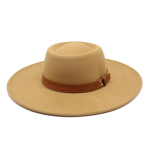 Khaki wool felt fedora with 9.5cm wide brim and leather band with silver rivets