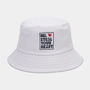 Bob blanc en coton avec imprimé MR. STEAL YOUR HEART et motif de cœur rouge