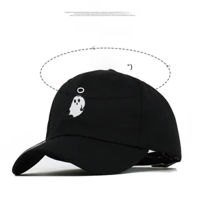 Spécifications de taille pour une casquette de baseball noire avec broderie fantôme