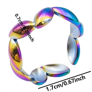 Detail view of 0.7cm rainbow stainless steel wavy ring with size measurements
