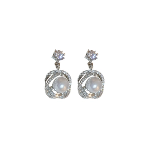 Silver flower pearl earrings with sparkling zircon crystals and elegant white pearl drop