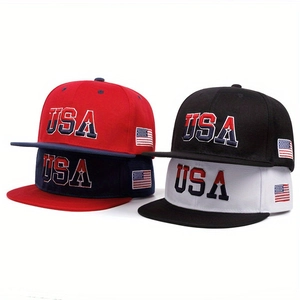 Detaillierte USA-Stickerei und US-Flaggen-Patch auf farbigen Baumwoll-Baseballkappen