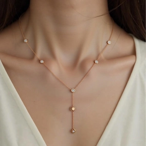 Collier En Forme De Y Acier Inoxydable Zircon Plaqué Or Longue Chaîne De Pull Gland Étoile Lune Pour Femmes