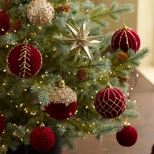 Mini PE Christmas tree ornaments with red velvet balls and golden glitter star decoration