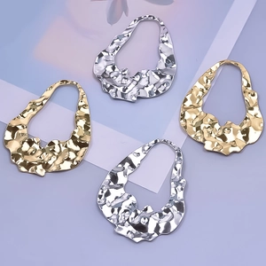 Irregular hammered 304 stainless steel pendants in gold and silver finish