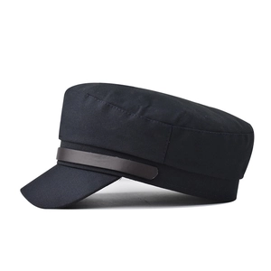 Casquette militaire noire classique avec chaîne en PU style rétro britannique pour femme