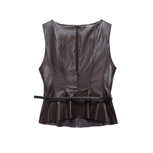 Ensemble haut sans manches et jupe midi en similicuir marron foncé avec ceinture noire