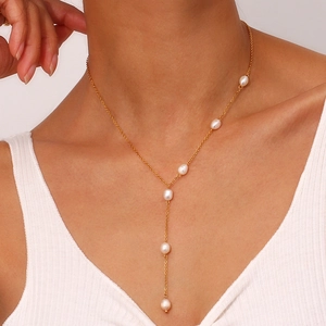 Minimalist gold stainless steel Y-shaped chain necklace with white freshwater pearls