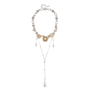 Baroque style pearl and crystal drop pendant necklace with vintage silver alloy chain
