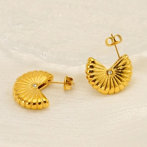 Elegant gold fan-shaped stud earrings with shell texture and a tiny zircon center