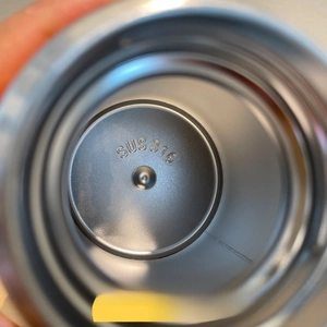 Macro shot of 316 stainless steel interior liner with anti-oxidation finish
