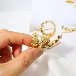 Retro gold plated Medusa portrait rings with vintage embossed relief details