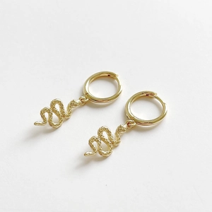 Gold S925 sterling silver irregular snake-shaped drop earrings with textured scales