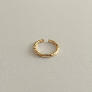 Minimalist 925 sterling silver twisted open ring in gold finish with elegant design