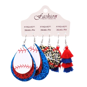 Set di orecchini in pelle con motivi baseball, maculato leopardo e nappine colorate