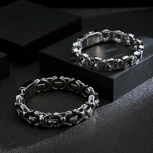 Bracelet vintage en acier inoxydable pour homme avec tête de mort et croix argent antique