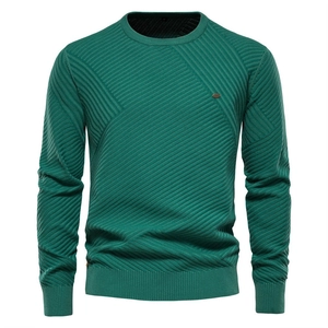 Men's emerald green crewneck knitted sweater featuring textured long sleeve design
