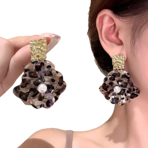 Vintage leopard floral earrings with pearls and gold textured metal studs for women