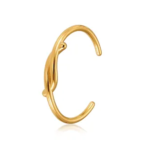 Dettaglio del bracciale a torsione in acciaio inossidabile placcato oro 18k con misure