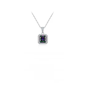 Macro di collana in argento S925 con pietra quadrata colorata e alone di zirconi