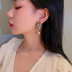 Vintage floral pearl drop earrings with rhinestones for women, elegant jewelry