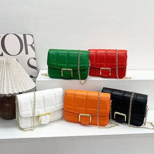 Quilted PU leather shoulder bags with gold chain straps in five vibrant colors