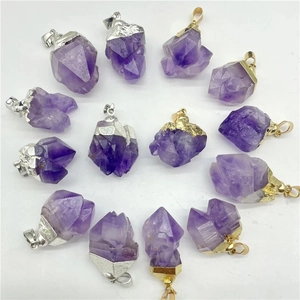Natürliche Amethyst-Rohsteinanhänger mit vergoldeten und versilberten Rändern für Schmuck