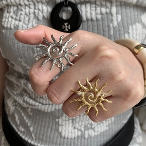 Stainless Steel Sun Starburst Open Ring Spiral Center Pleated Hammered Texture Vintage Bohemian Style Jewelry For Women