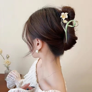 Elegant white enamel flower hair claw clip with green leaf metal design for women