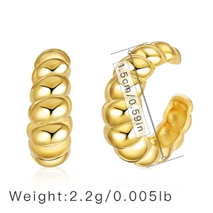 Detail view of 1.5cm croissant hoop earrings in gold finish with precise measurements