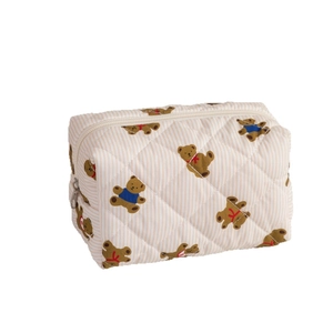 Quilted large capacity makeup bag with bear print and top zipper for travel