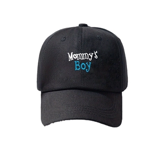 Schwarze Baumwoll-Baseballkappe mit Mommy's Boy Bestickung für Sonnenschutz