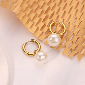 French Retro Artificial Pearl Drop Hoop Earrings 18K Gold Plated Stainless Steel Elegant Romantic Jewelry For Women