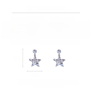 Detailed size and material information for silver star earrings with crystal inlay