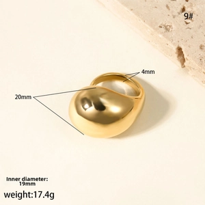 Detailansicht des vergoldeten Rings mit 20mm Breite und 19mm Innendurchmesser Maßen