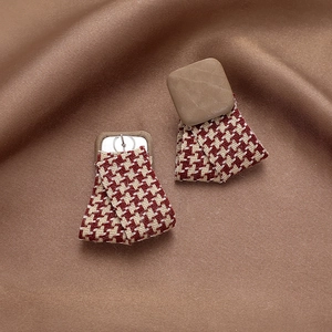 Retro houndstooth fabric stud earrings with square matte finish and silver needles