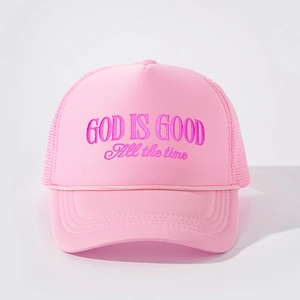 Cappello trucker rosa in rete con ricamo GOD IS GOOD e corda decorativa sulla visiera