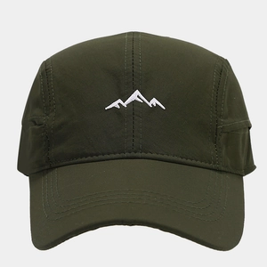 Detail of army green quick-dry baseball cap with white mountain embroidery on the front