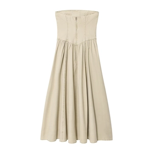 Robe midi bustier élégante kaki avec taille haute et détails de jupe plissée