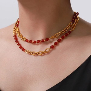Elegant gold-plated titanium necklace with red agate beads and teardrop pendants