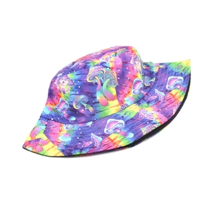 Chapeau bob pour femme avec imprimé champignons colorés et motifs tie-dye pour protection solaire