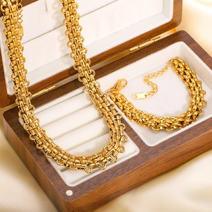 Three-layer braided stainless steel chain necklace and bracelet set in gold finish