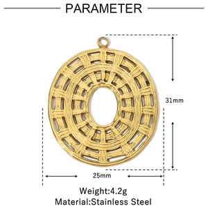 Technical drawing of gold stainless steel oval pendant with 31mm length and 25mm width