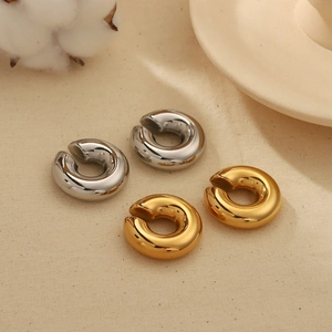 Polished chunky C-shaped 18K gold and silver stainless steel earrings in minimalist style