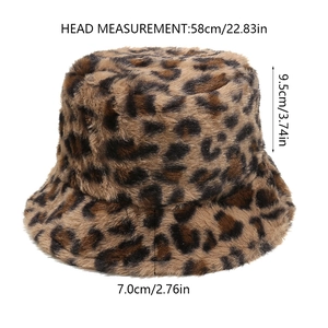 Detailed sizing chart for leopard print plush bucket hat with specific dimensions