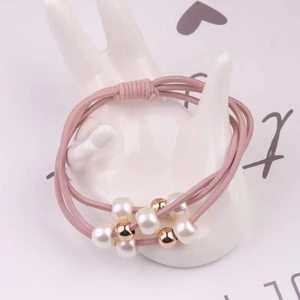 Élastique à cheveux rose haute élasticité avec perles blanches et perles dorées