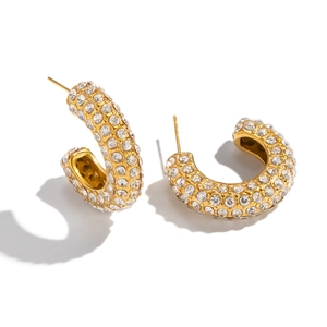 Boucles d'oreilles créoles géométriques en C plaquées or 18K avec cristaux brillants