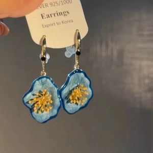 Boucles d'oreilles pendantes en argent S925 avec pétales bleus en dégradé