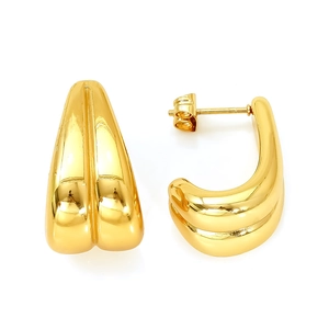 Polished gold double-layered hoop earrings made of minimalist stainless steel material